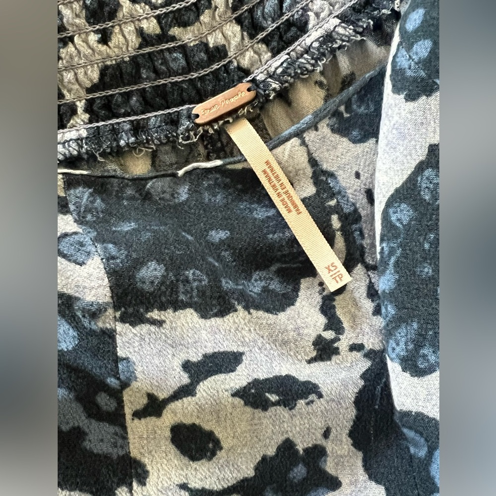 Free People Wide Leg Cropped Pants - Picture 3 of 3